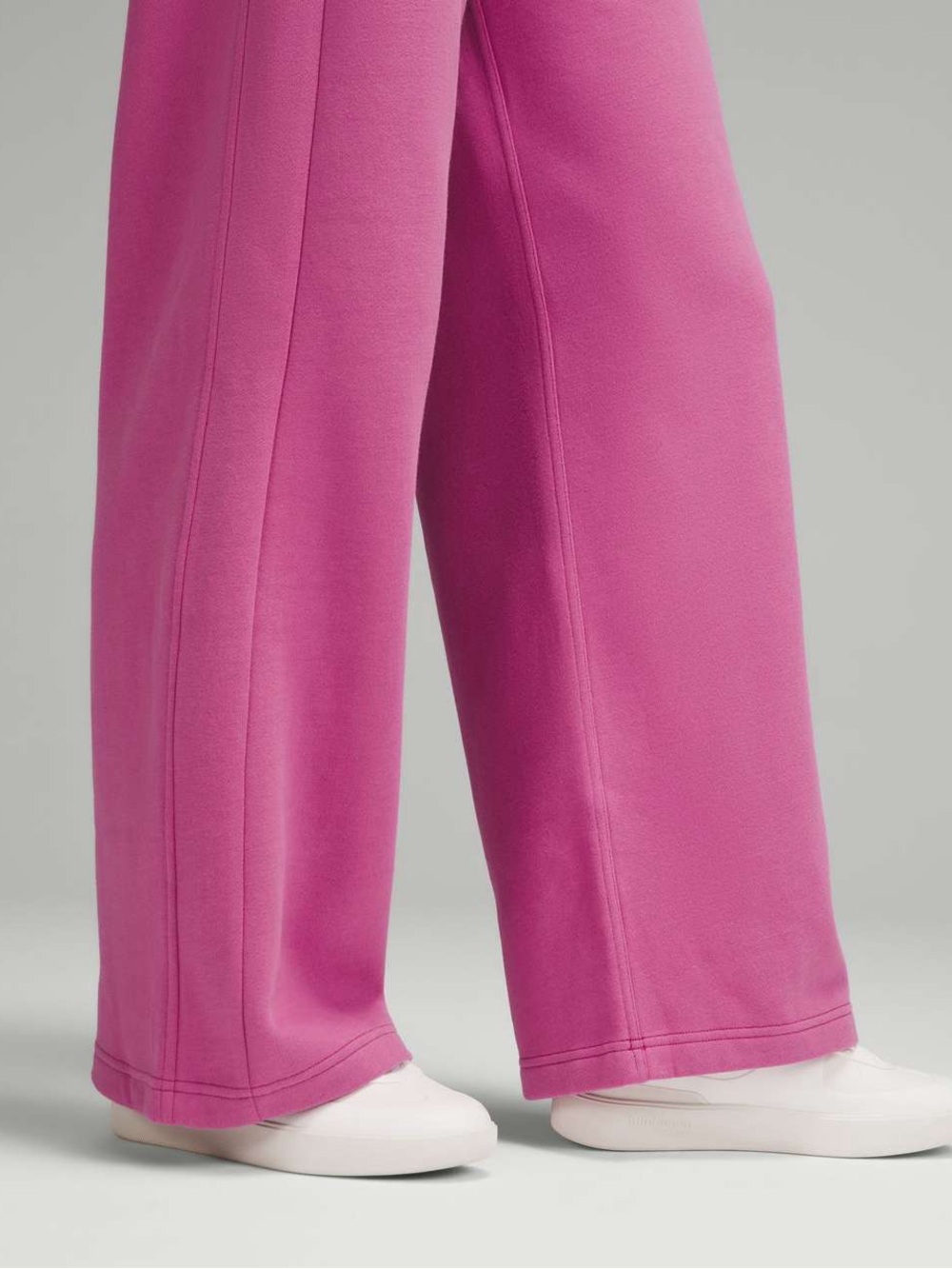 Lululemon Scuba Mid-Rise Wide-Leg Pant Regular Length Pow Pink Tone Barbie NWT - Picture 4 of 11